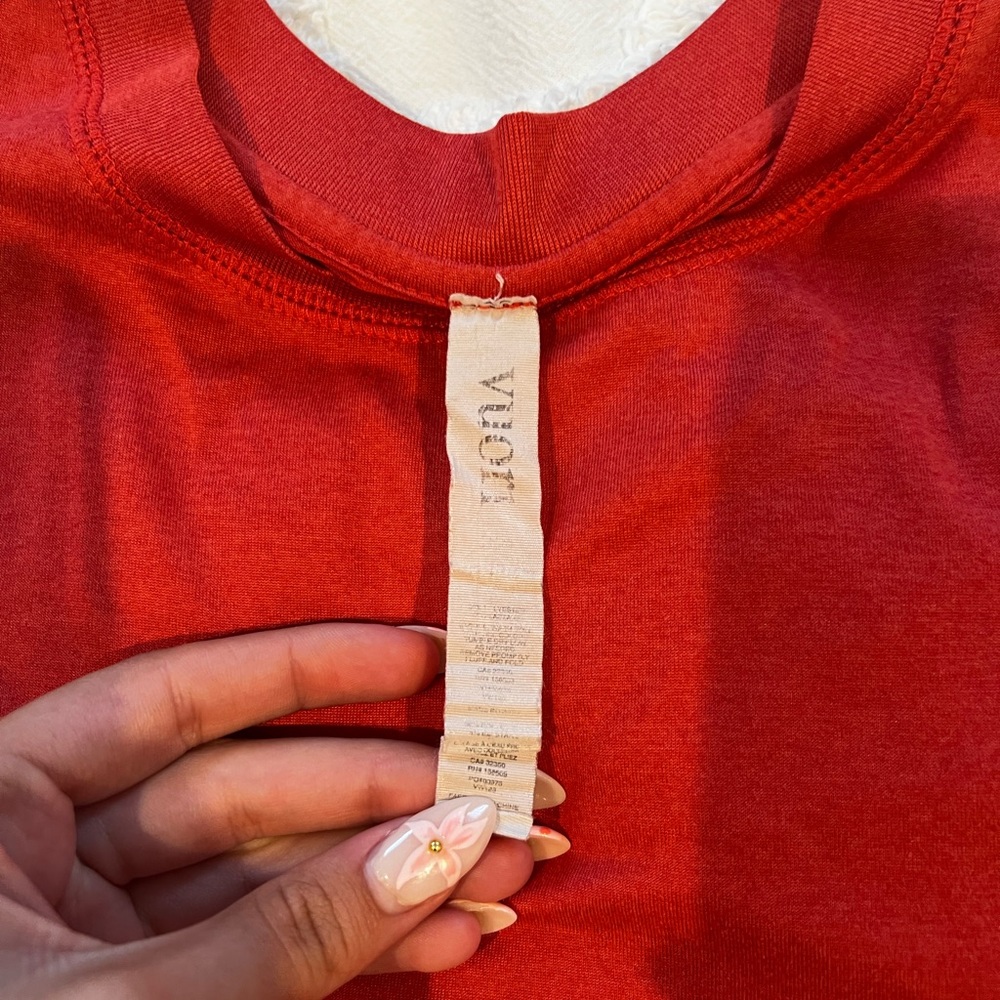 Vuori Energy Tank Top - Picture 3 of 3